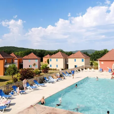Apartament Rdc, Calme, Parking & Piscine Chauffee *